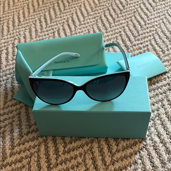 tiffany cat eye